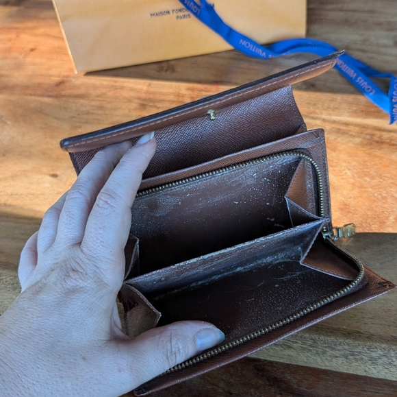 LOUIS VUITTON Porte Tresor Wallet - Picture 8 of 12